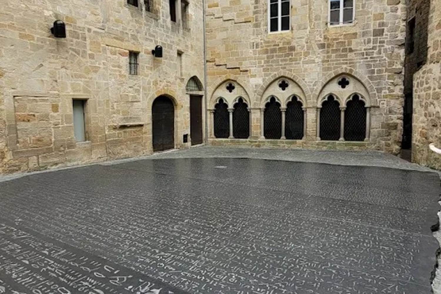 LA PLACE DES ECRITURES