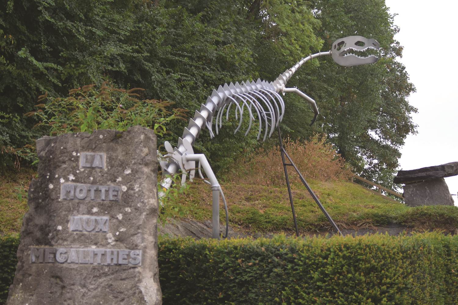 Motte aux Mégalithes