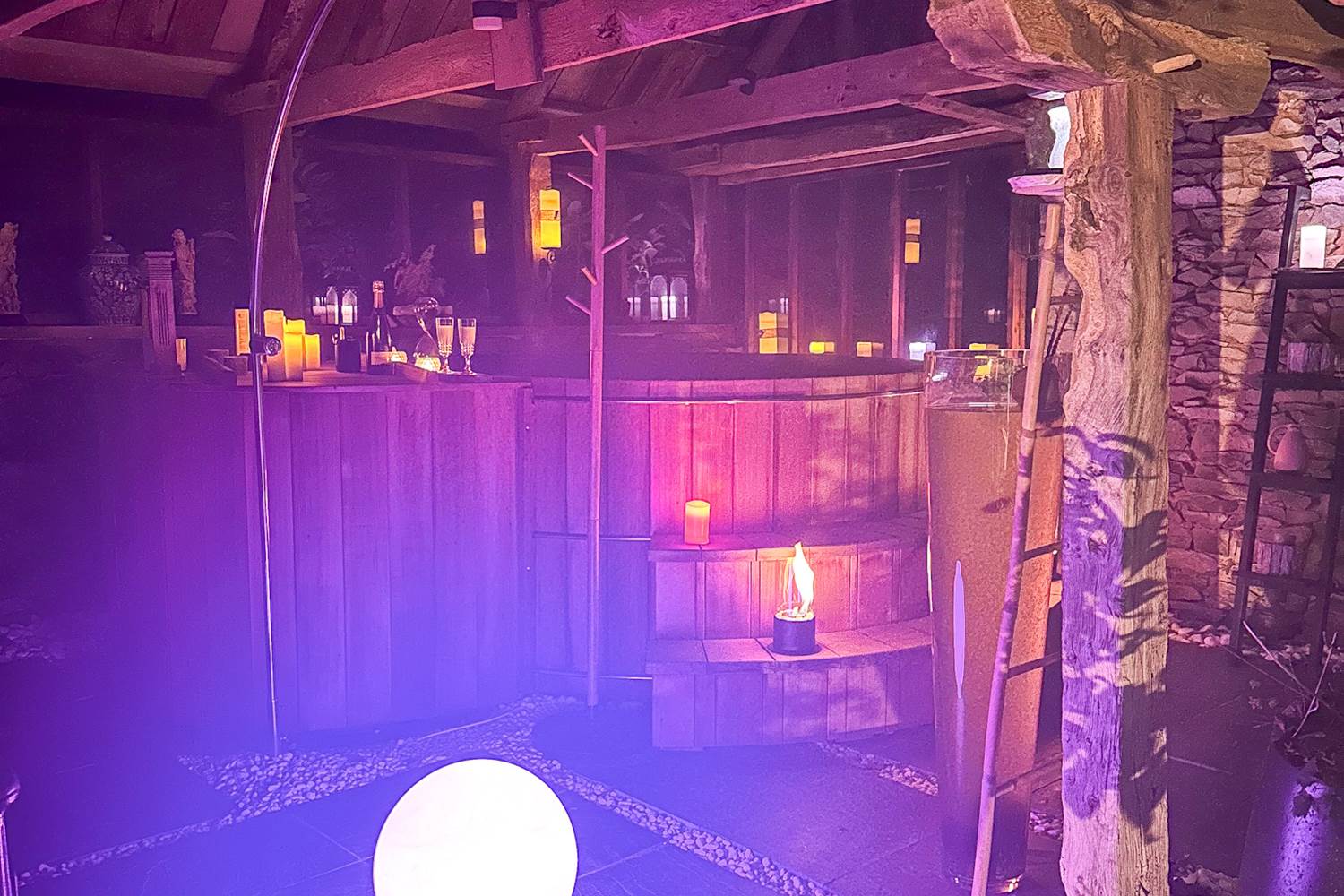 détente absolue dans ce grand bain chaud!