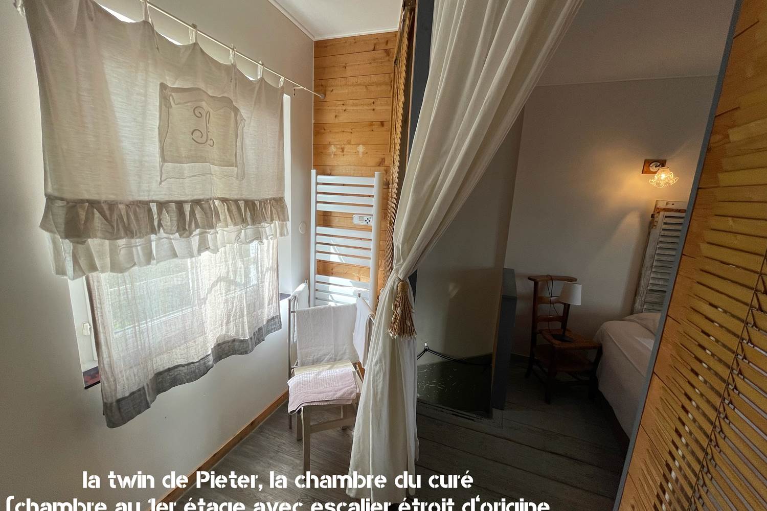 © Au Presbytère de Saigneville - Pieter, la chambre du curé