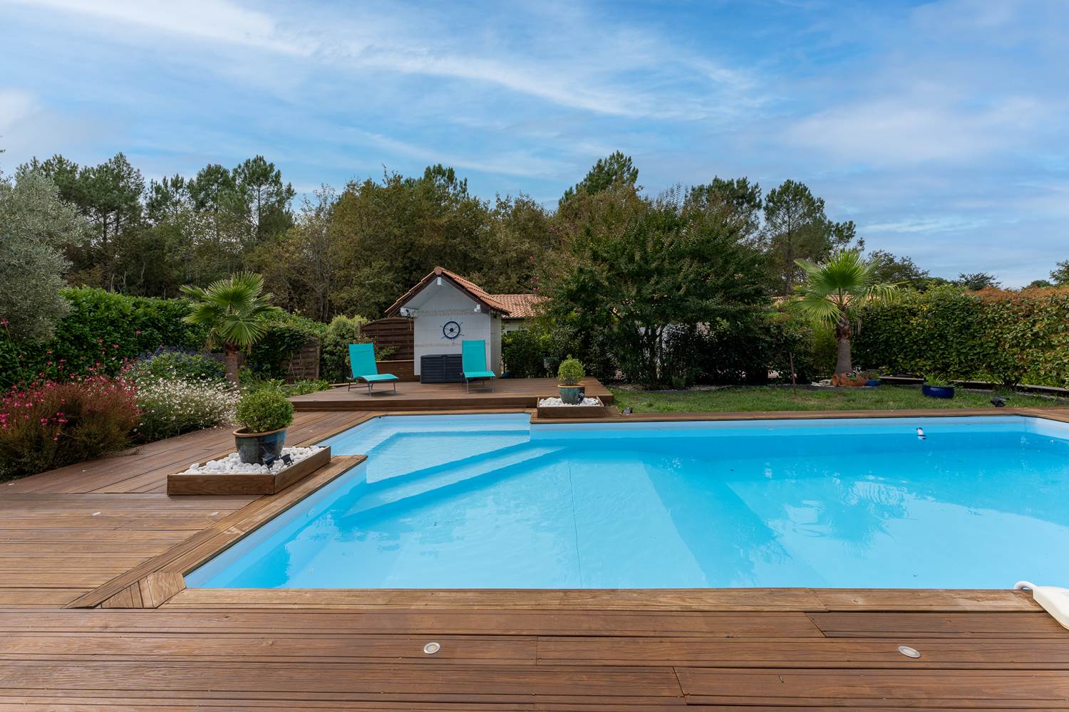 Piscine et poduim relax