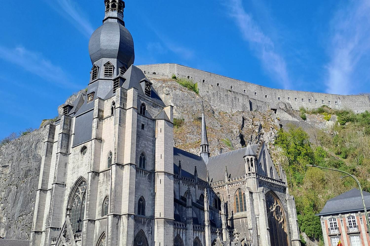 Collégiale et citadelle