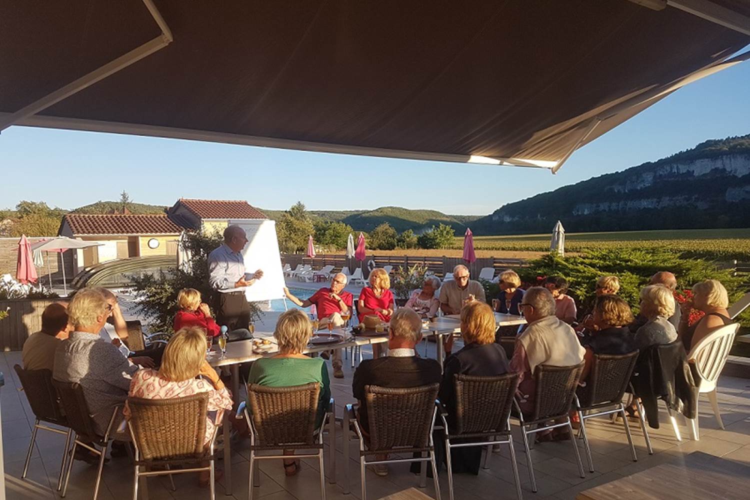 En attendant l'apéritif