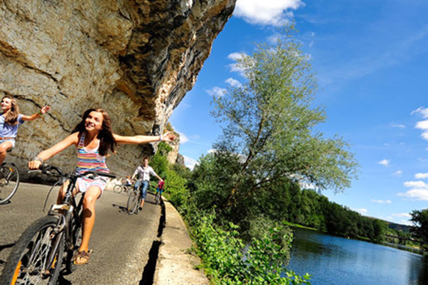 Chemin de halage Bouziès