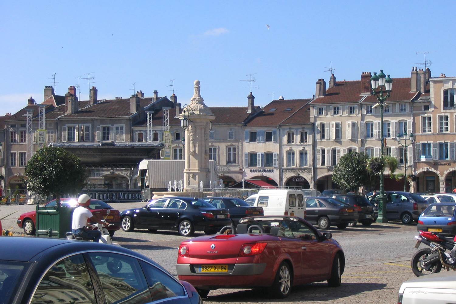 Place Duroc et ses arcades