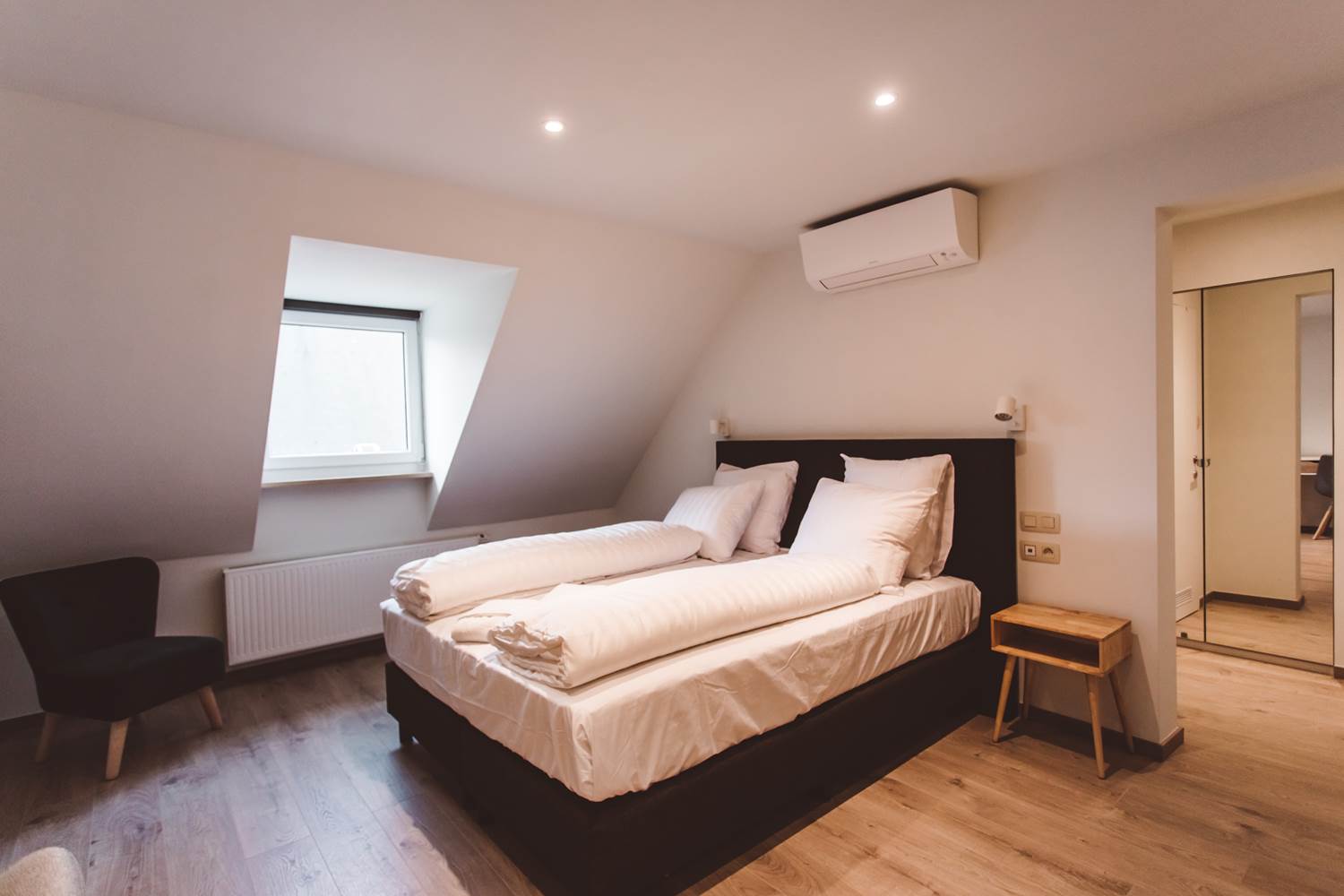 303 CHAMBRE DELUXE-CHAMBRE