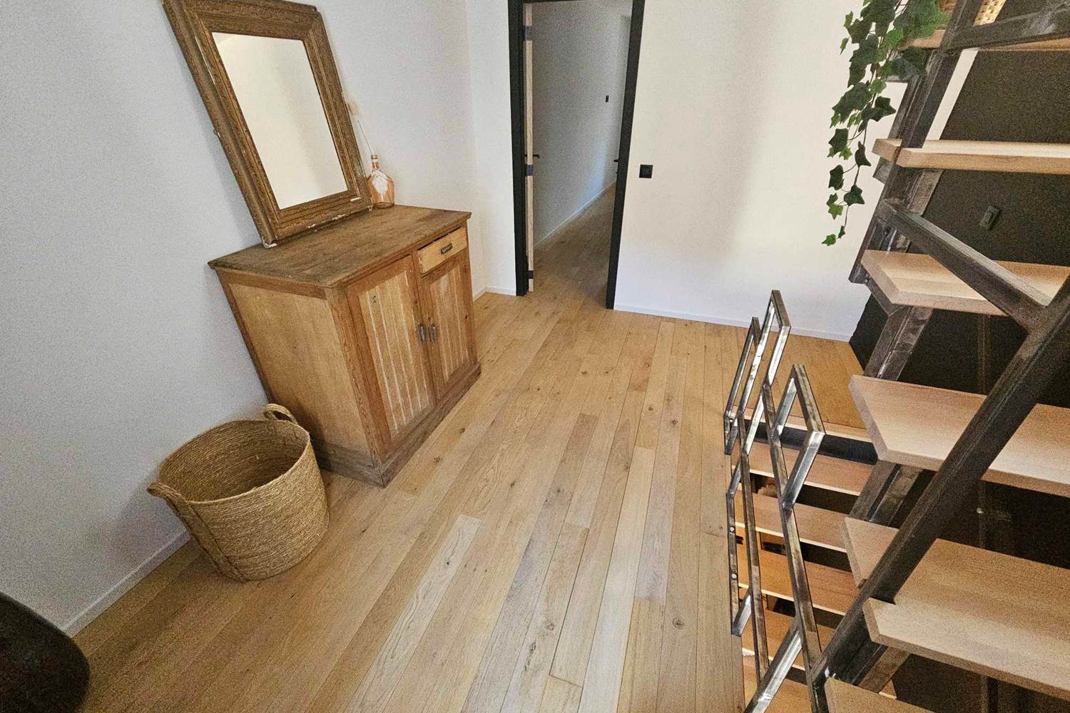 L'ESCAPADE-DE-SAINT-HUBERT-Commode