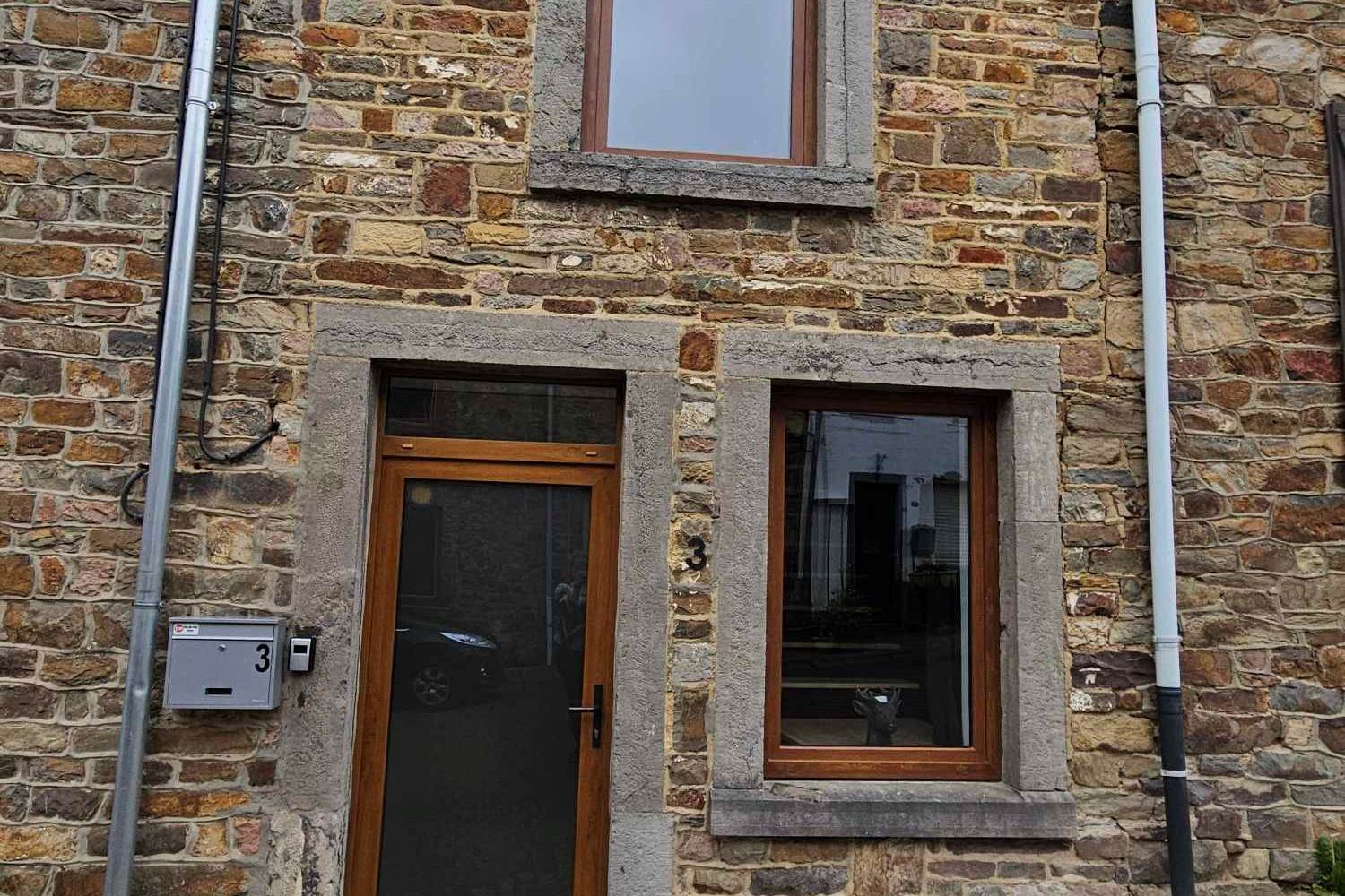 L'ESCAPADE-DE-SAINT-HUBERT-Devanture