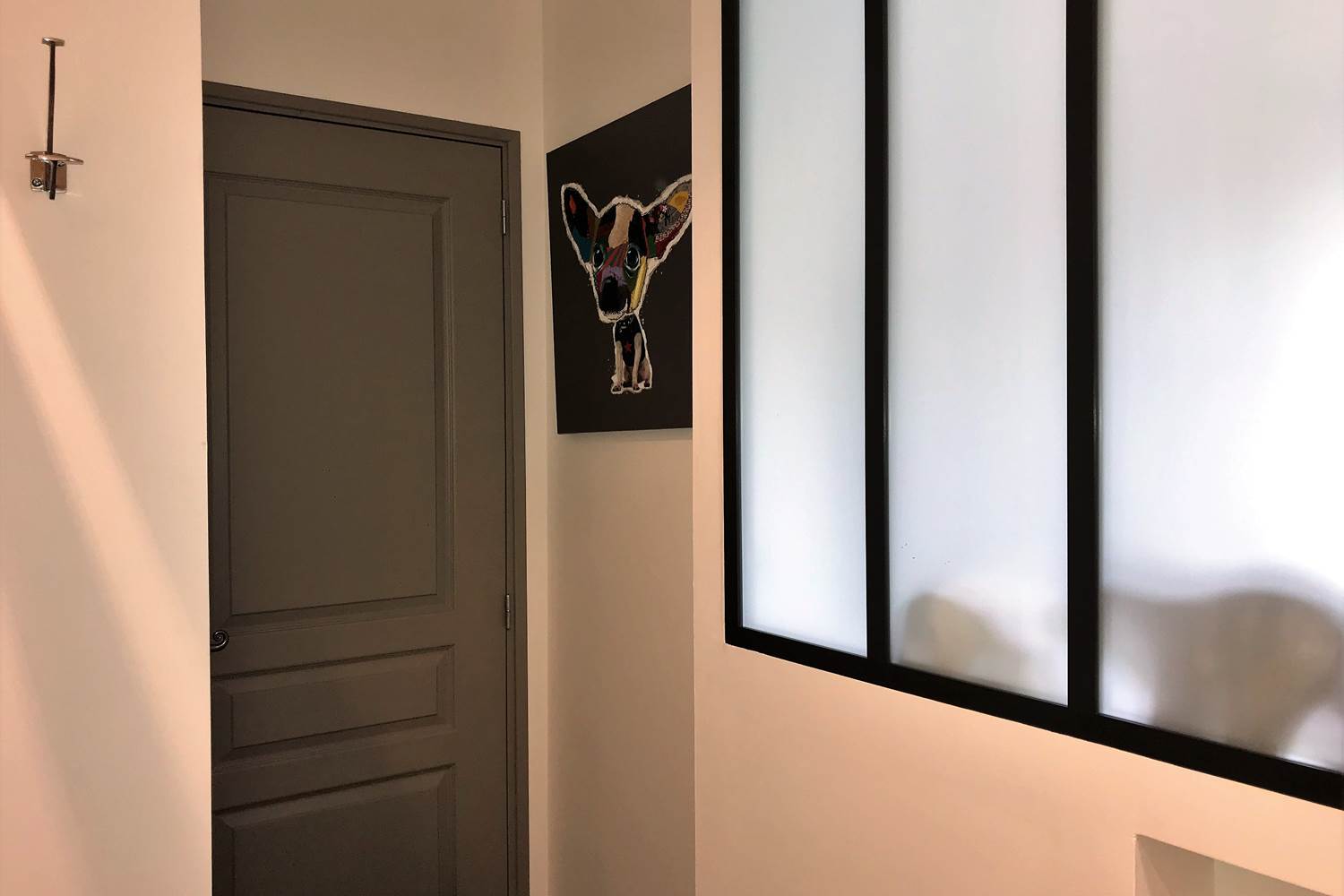 Chambre Mont Ventoux / Caché derrière la porte !