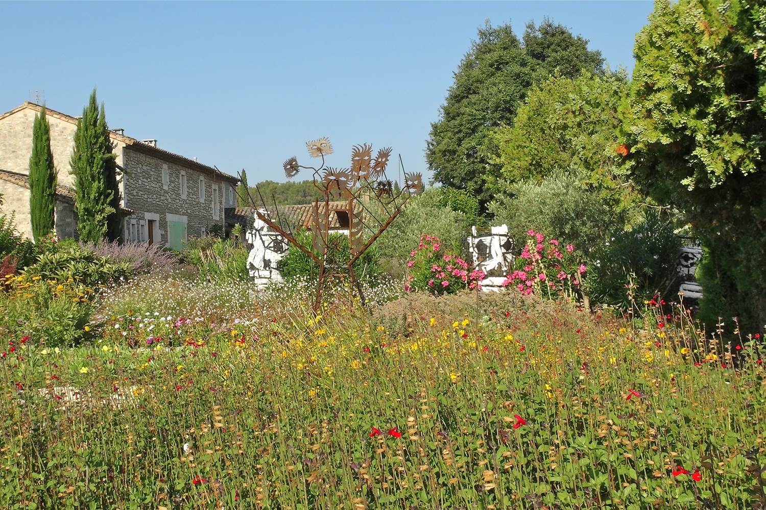vue-jardin-domaine-bio entrée