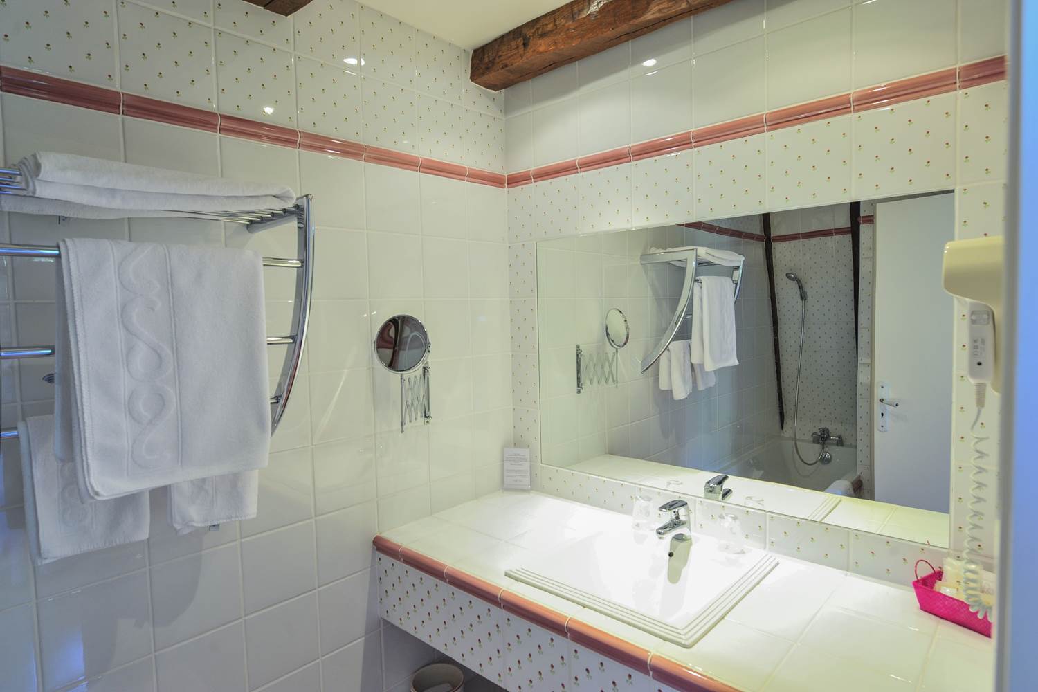 Villa Ric, chambres climatisées à Saint-Céré proche Padirac et Rocamadour