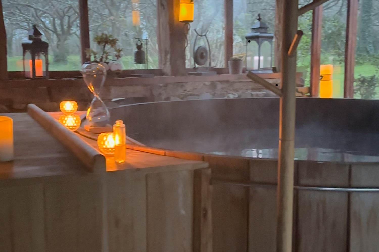 pur moment de bien-être dans le bain OFURO