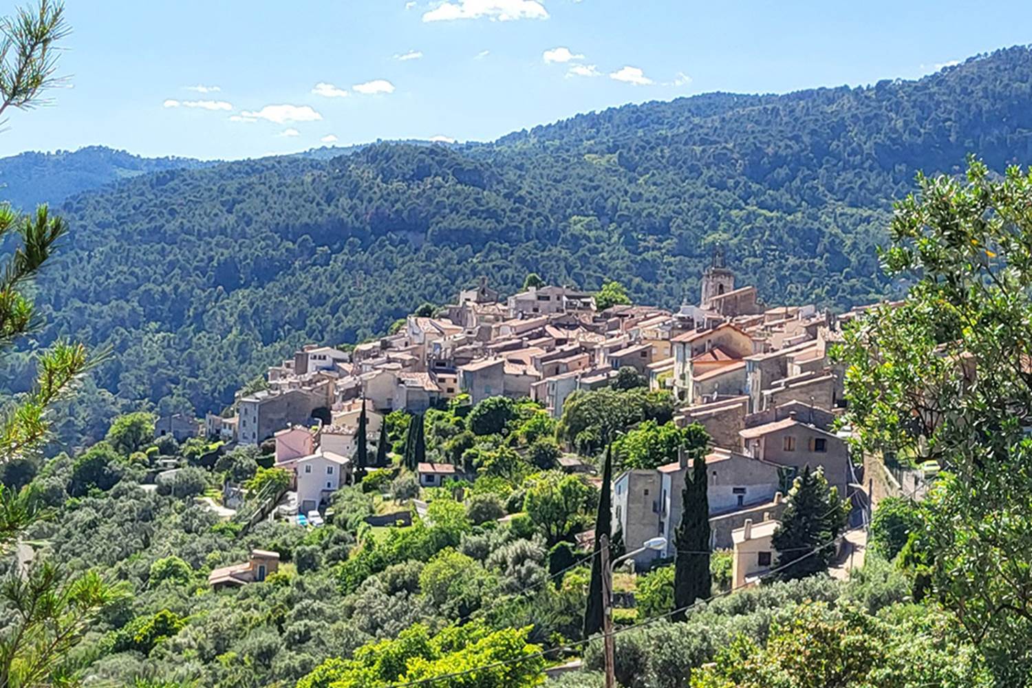 Le village de Claviers dans le Haut-Var
