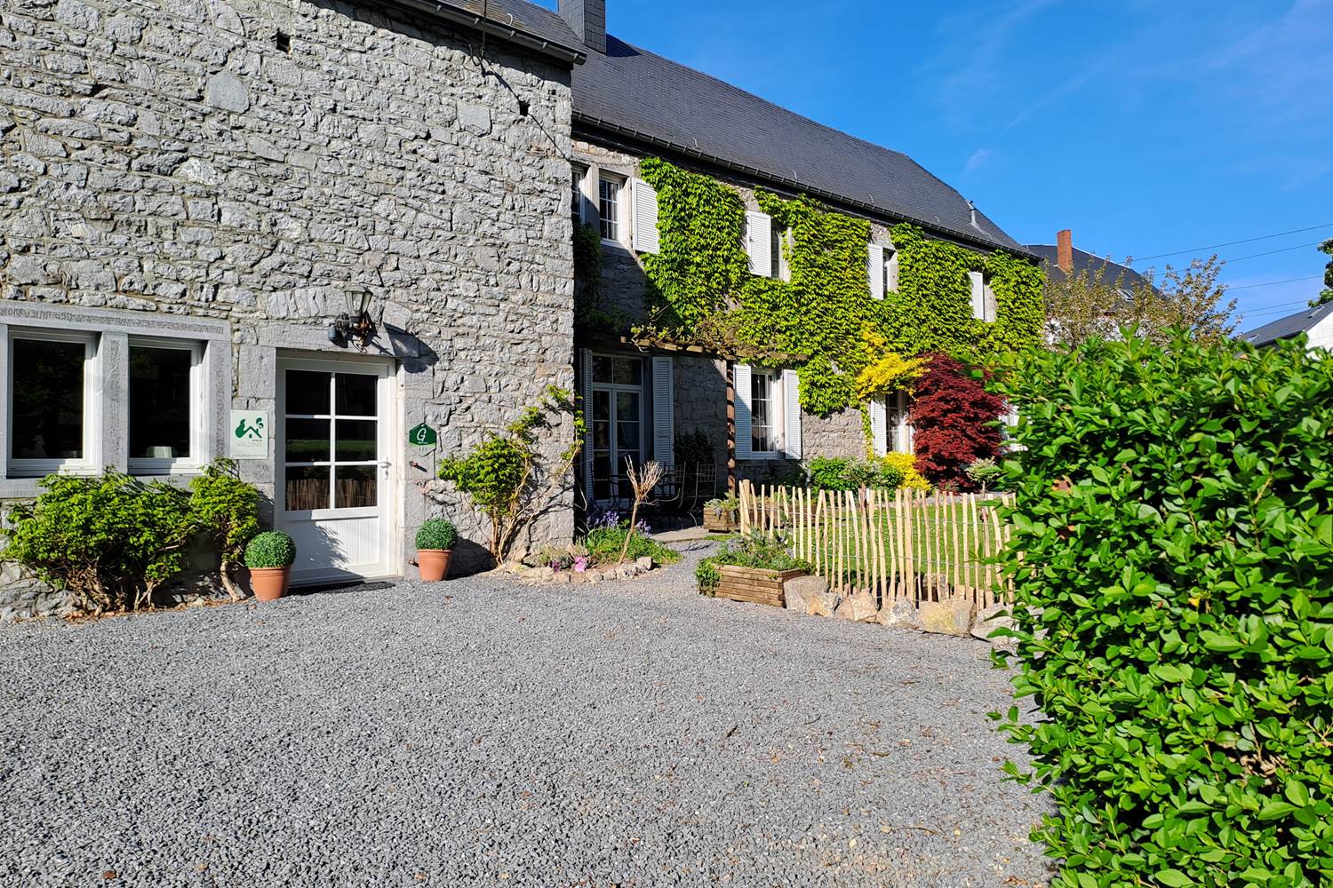 Changement de décor au bord du petit parking