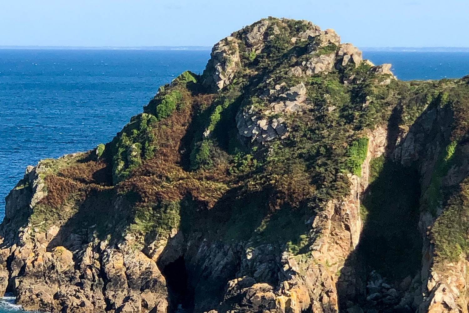 découvir ou re-découvrir les sites incontournables : falaises de Plouha