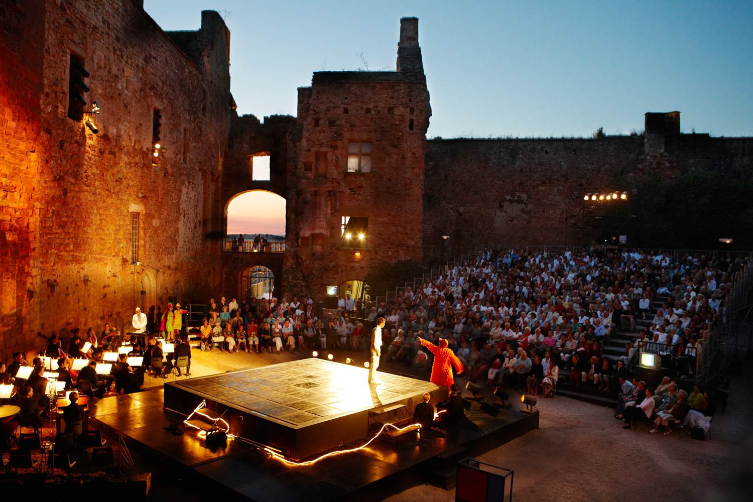 festival_saint_cere_chateau_castelnau_bretenoux