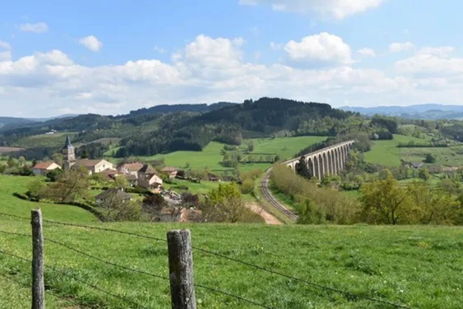 Viaduc de Mussy-sous-Dun à 23km de Vaulx