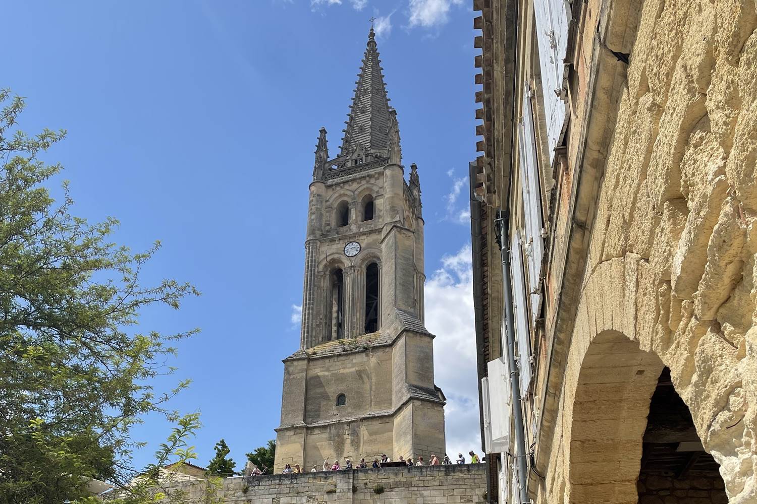 Nid Cosy Bordeaux - Église monolithe