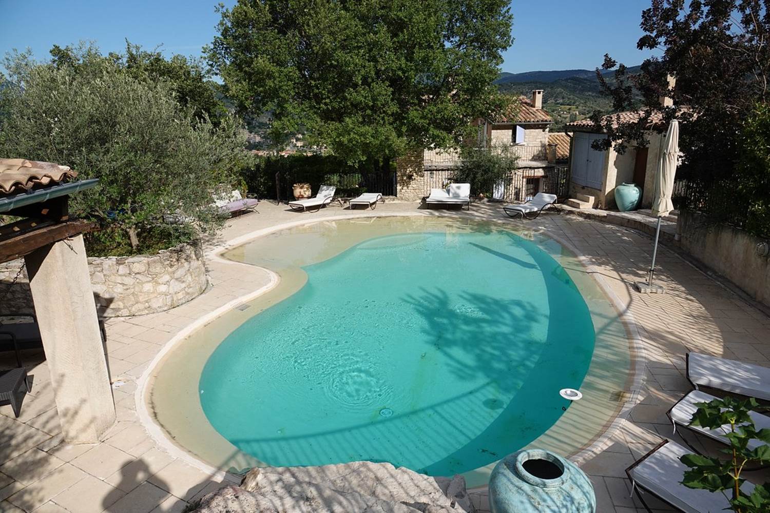 Le Deffends de Redon - piscine plein sud
