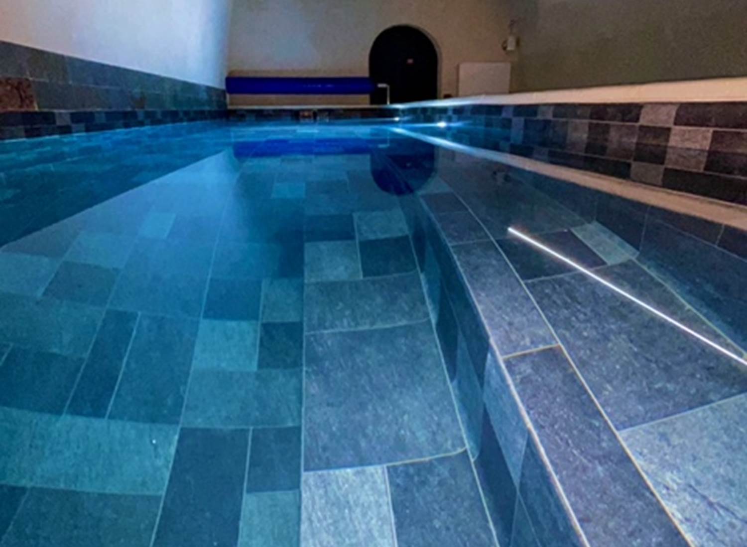 Bassin de nage 8 mètres / 2.5  hauteur 120 cm