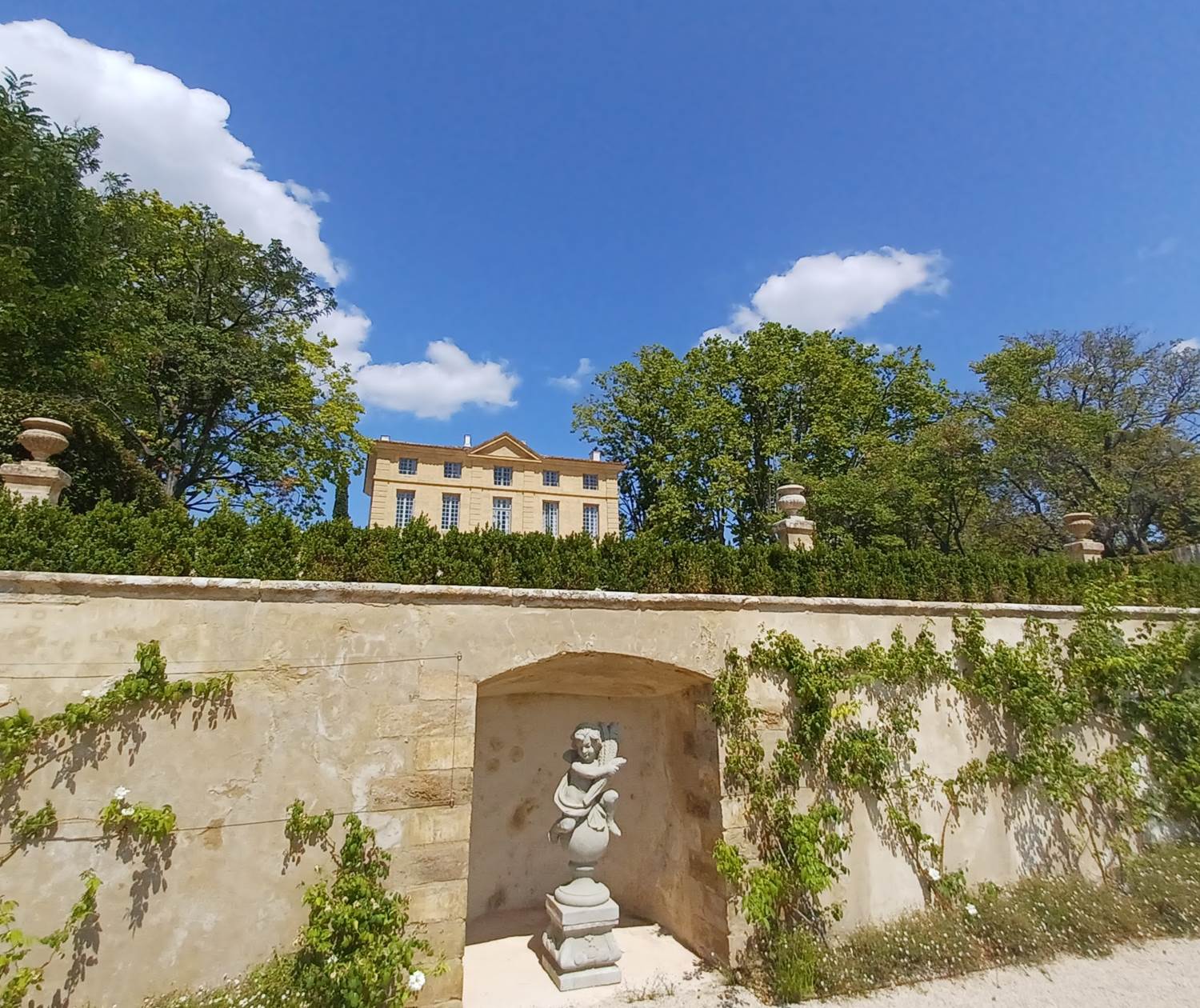 Aix-en-Provence - Château de la Gaude