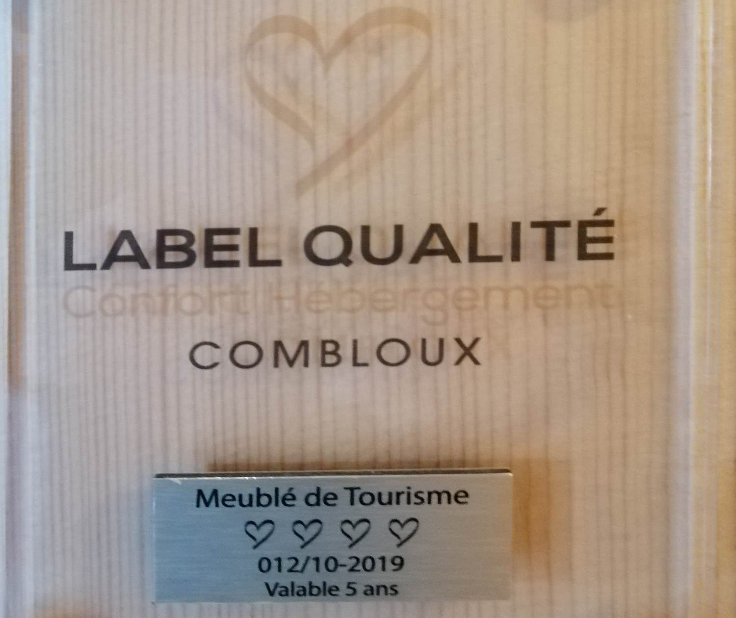 label retouche