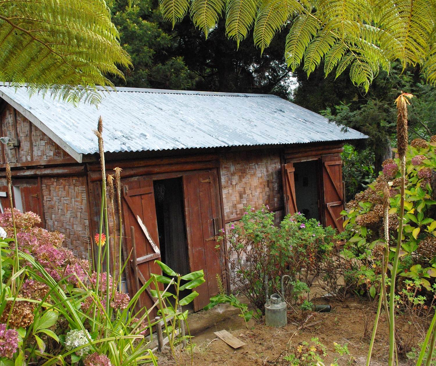 Cabane en direction du Maïdo