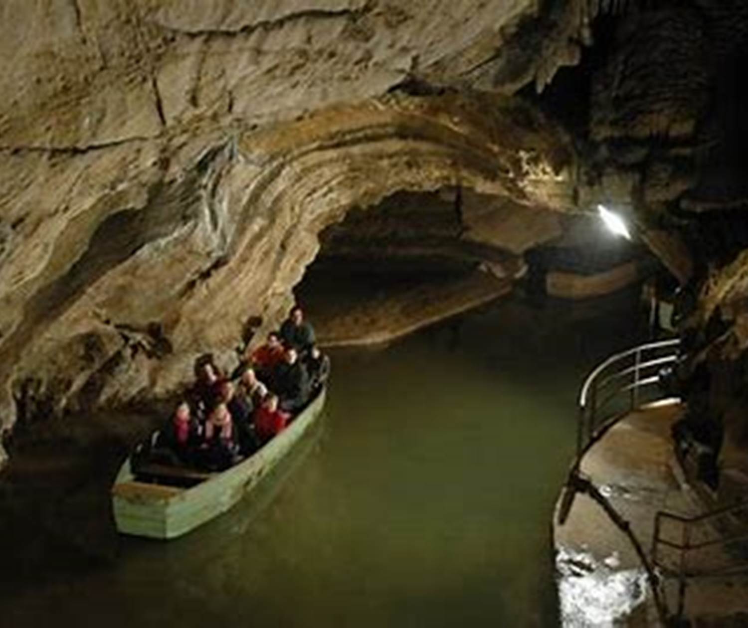 Les Grottes de Remouchamps