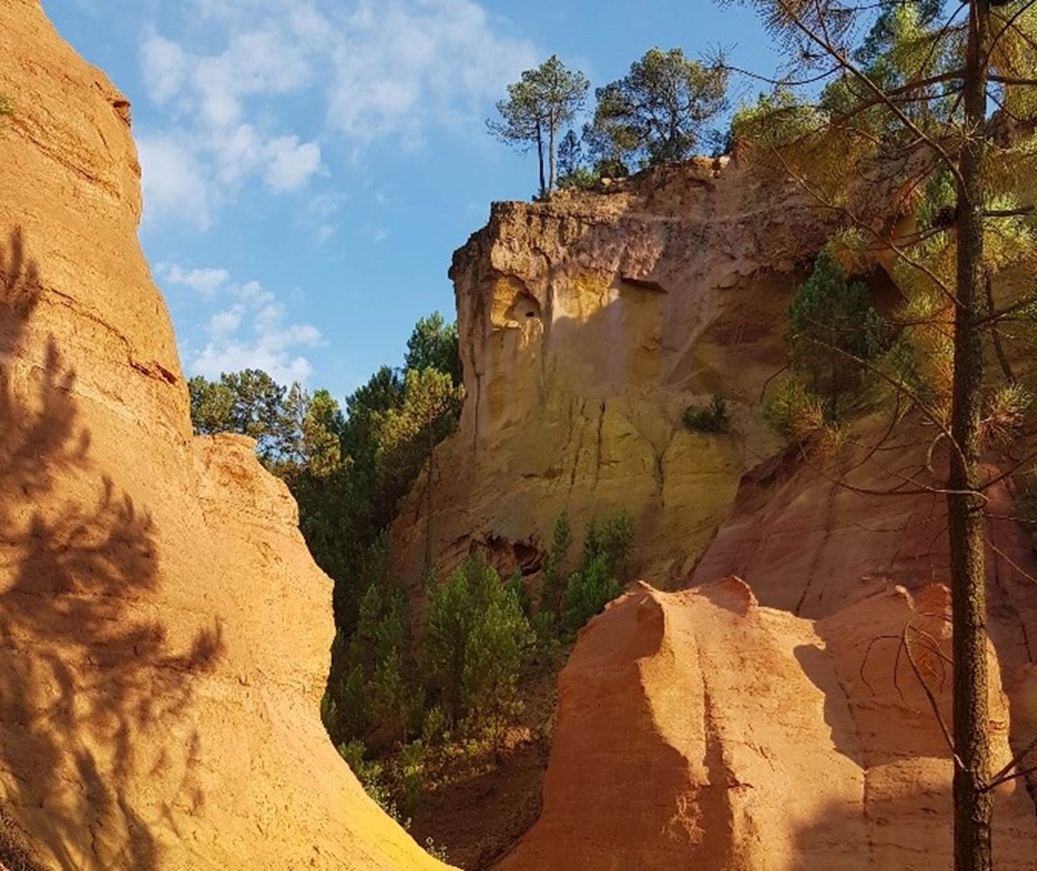 Roussillon sentier des ocres en Provence