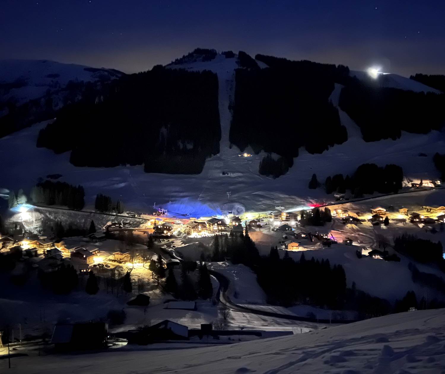 Vue depuis le chalet Lachat sur les pistes, départ Mont Rond
