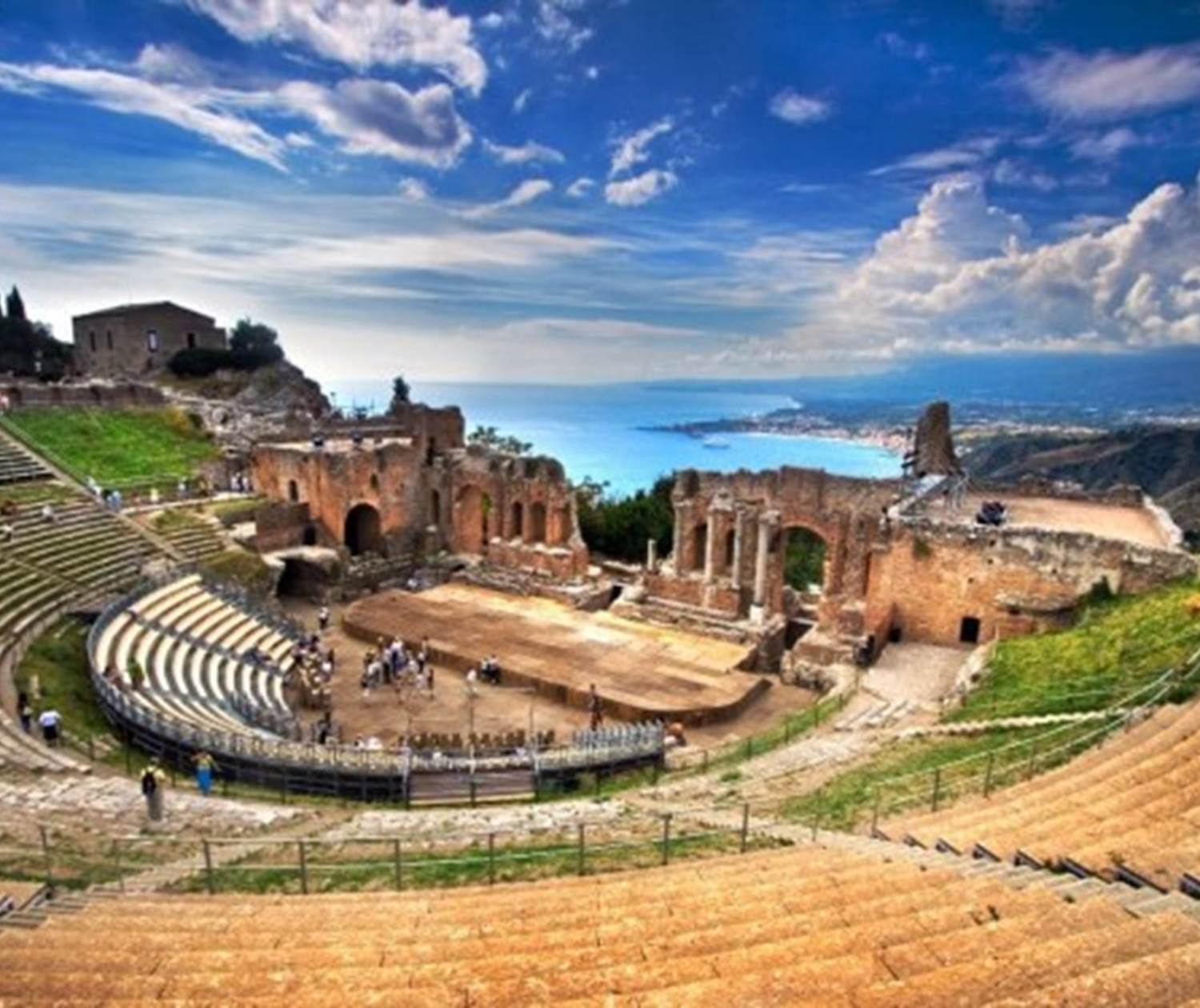 Anfiteatri