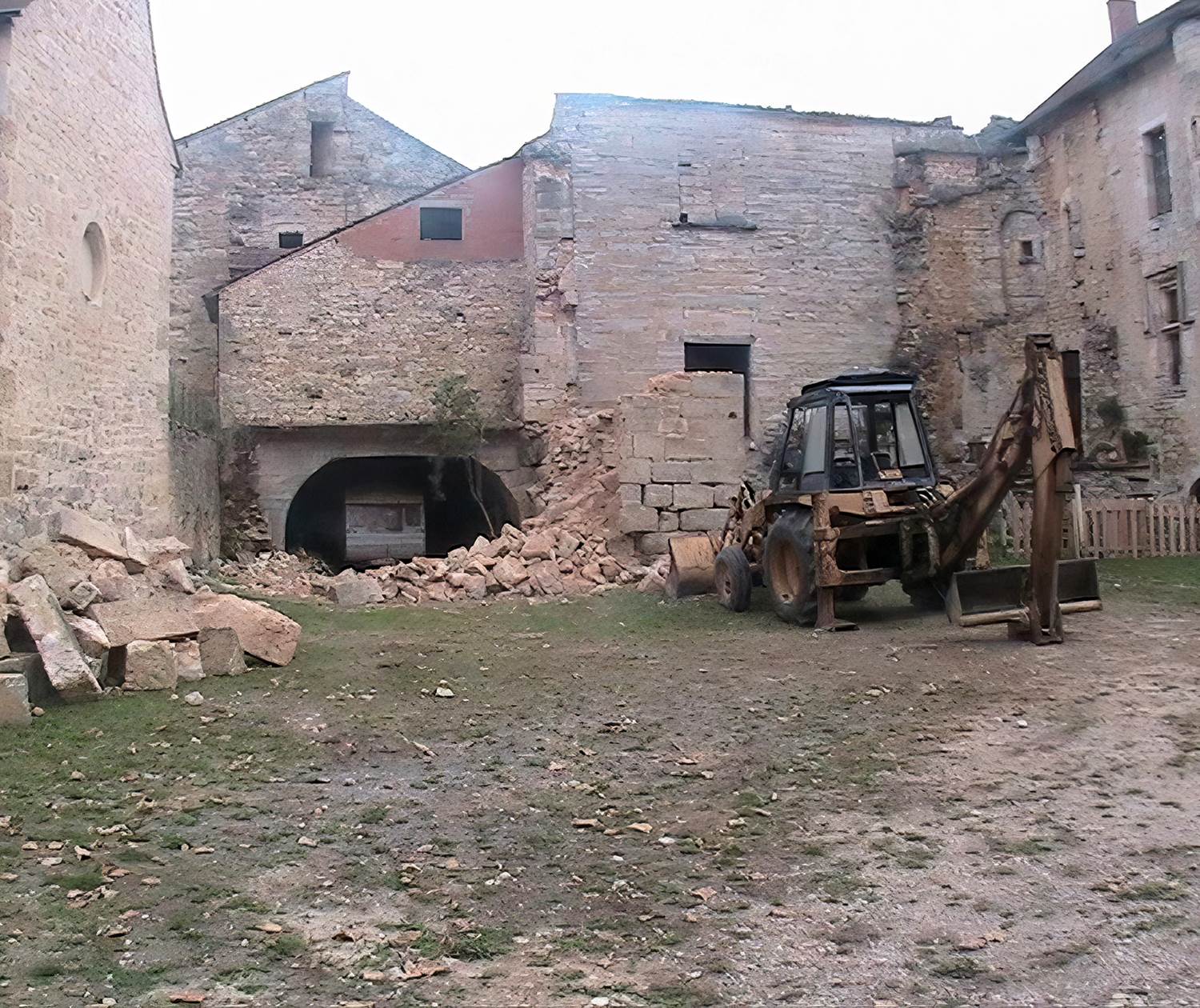 Restauration et patrimoine au Château Saint-Chamarand