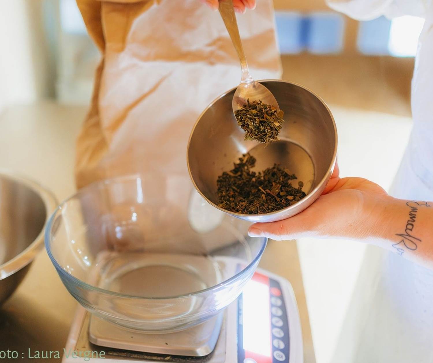 Des thés et tisanes composés par mes soins à base d'ingrédients sélectionnés avec choix