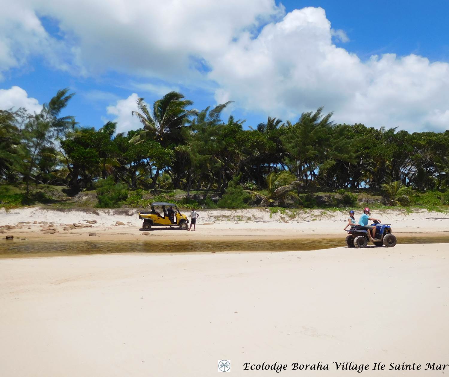 Quad Plage de l'Est Ile Ste Marie