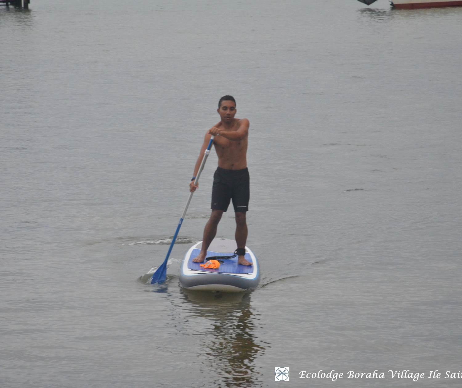 Paddle Boraha Village Ile Ste Marie Madagascar 01