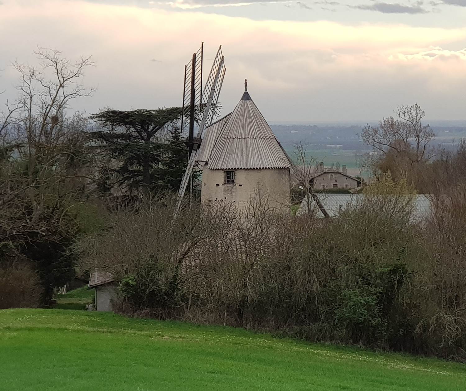 Saint Roch Chambres d'hôtes - Moulin de Brignement vers vallée