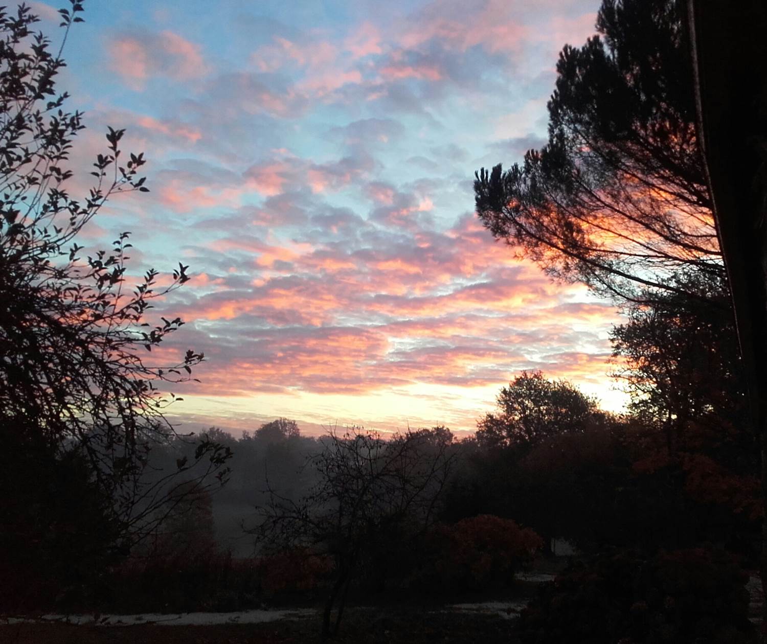 coucher de soleil sur le domaine INYAQAB