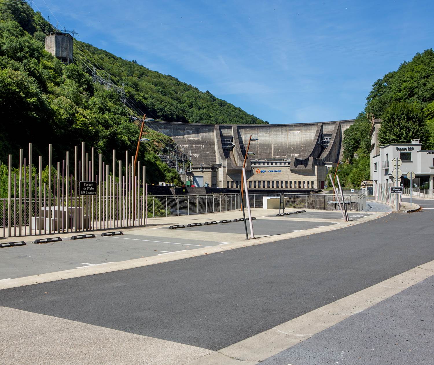 Parking visiteur de l'espace Odyssélec
