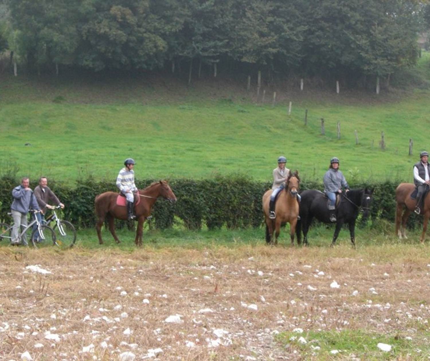 Château de Behen Balade à cheval & en vélo