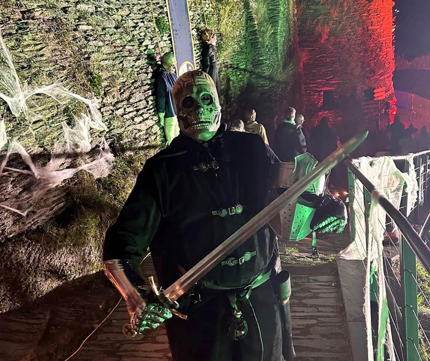 chevalier effrayant halloween au château de la roche-en-ardenne