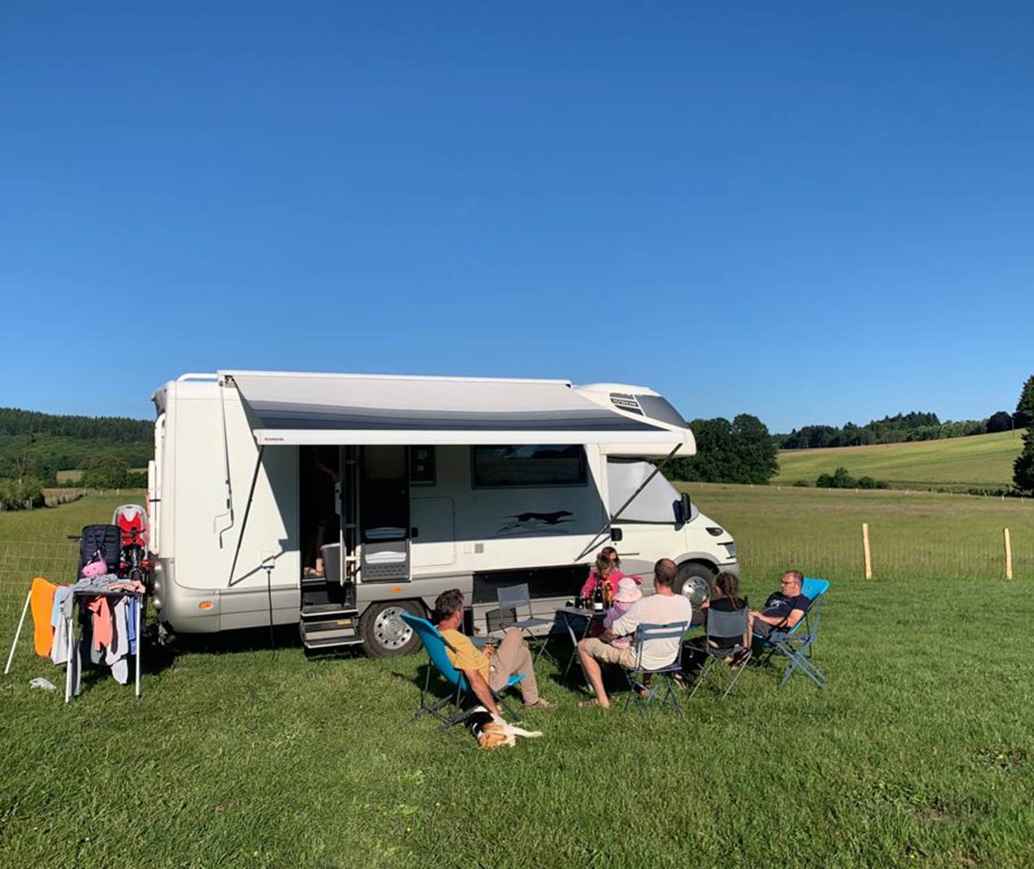 Les terres de la chouette, emplacements van et camping-car avec eau et électricité