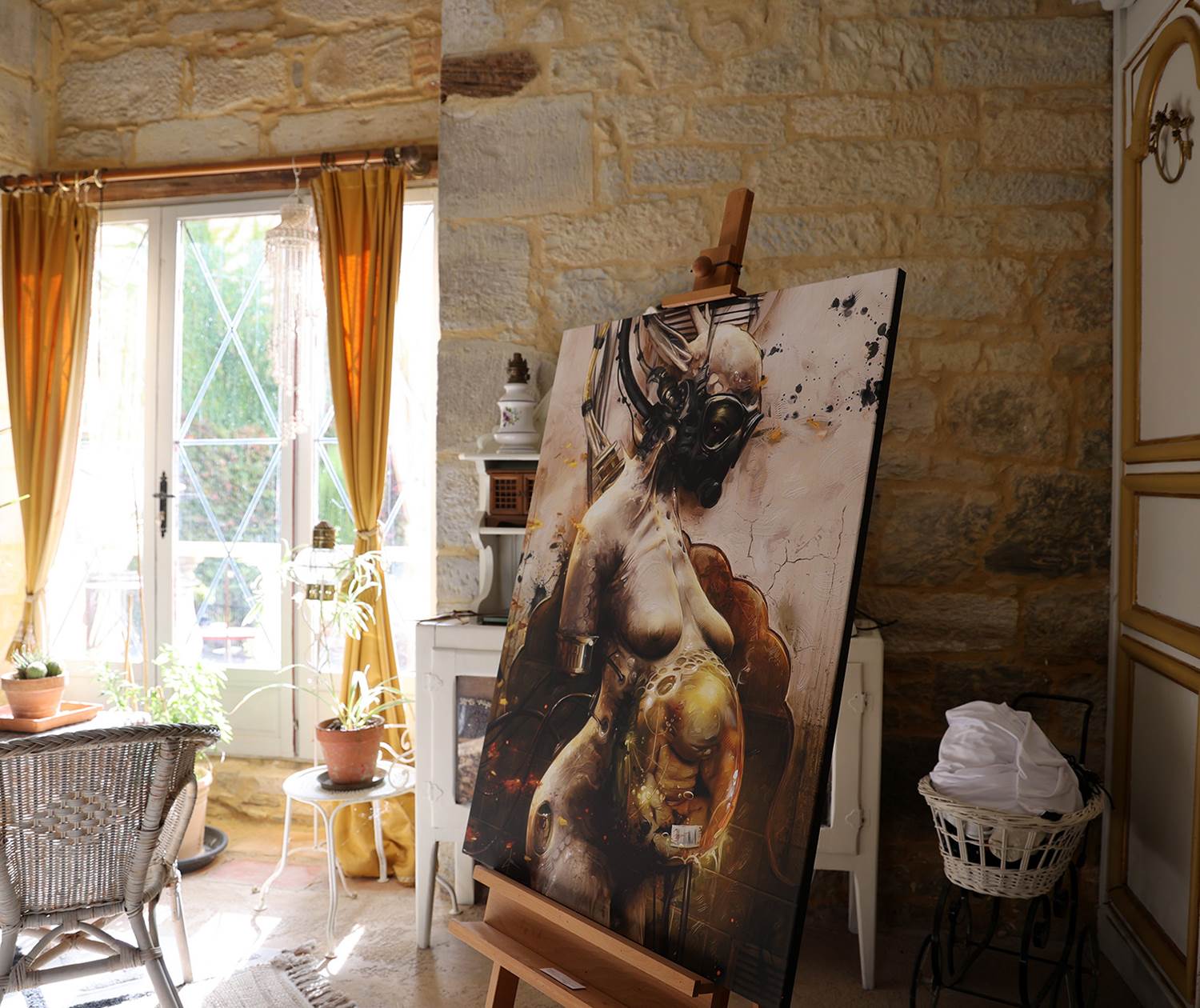 Artistes en résidence créative au Château de Saint-Chamarand, cadre inspirant en Occitanie dans le Lot