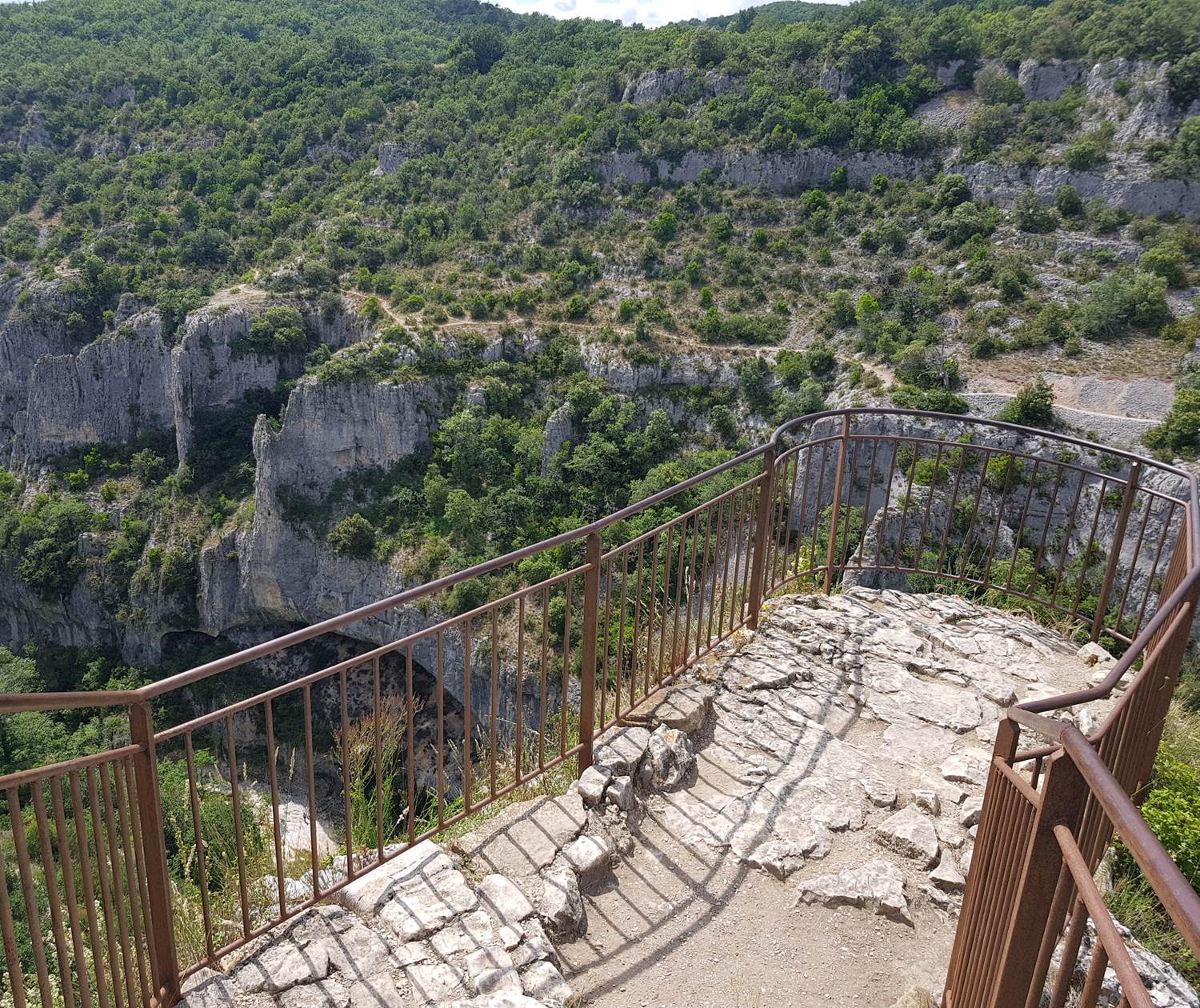 Belvédère_des_gorges_d'Oppedette