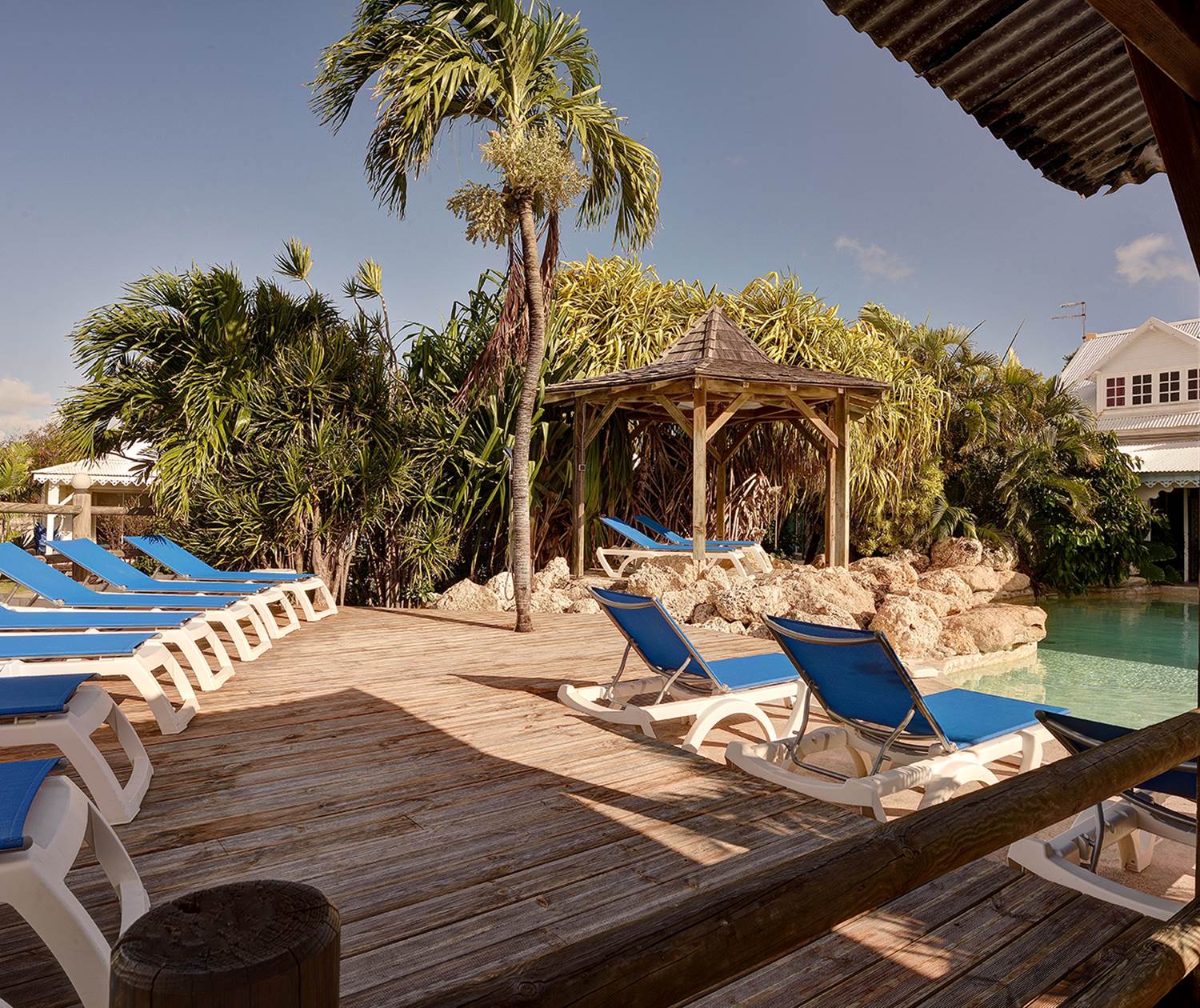 Transat piscine hostellerie guadeloupe