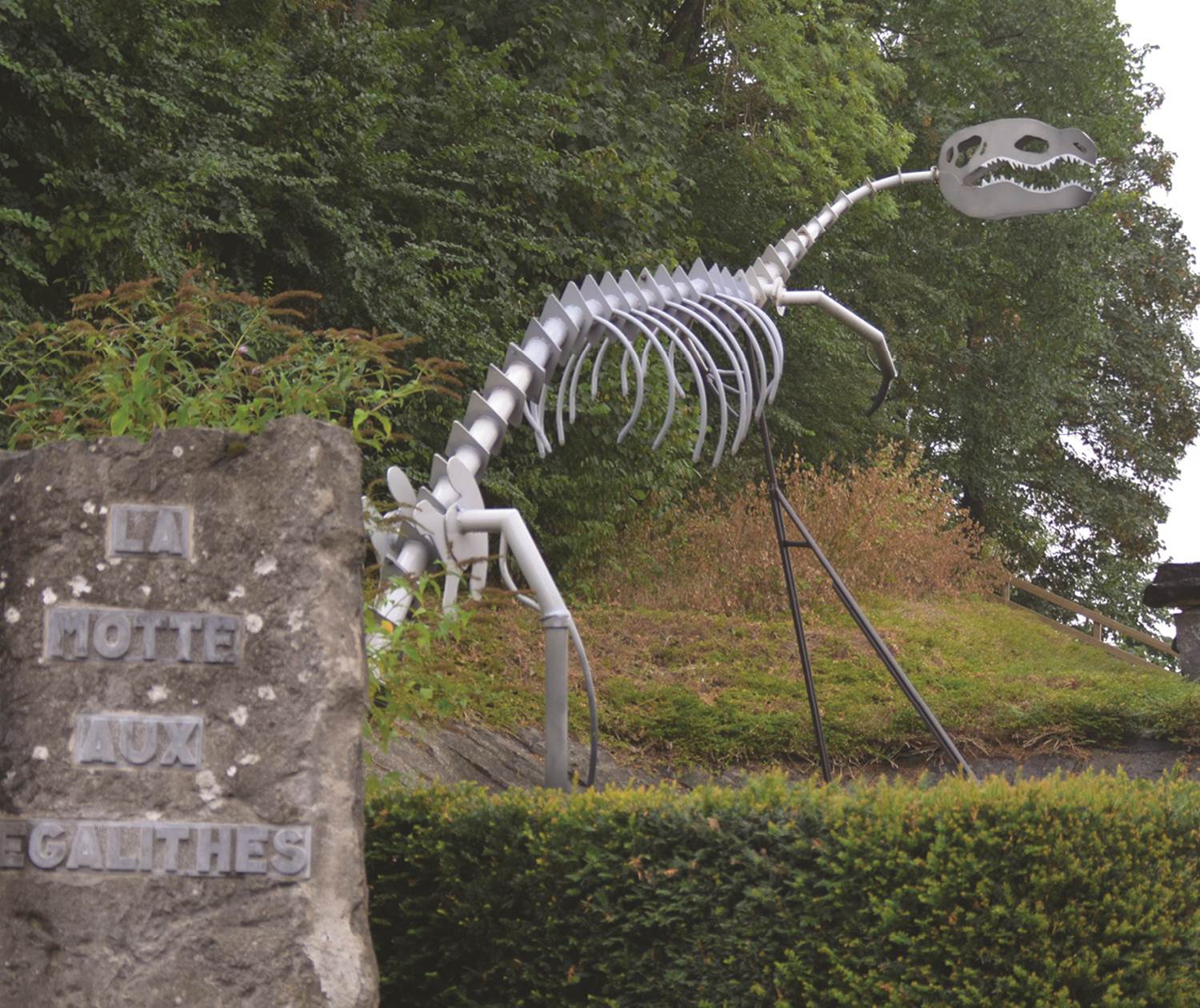 Motte aux Mégalithes