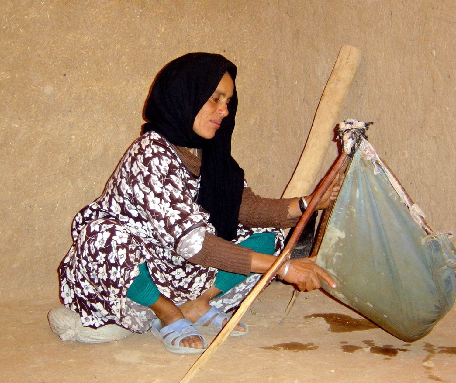 Le barattage du lait de chèvre