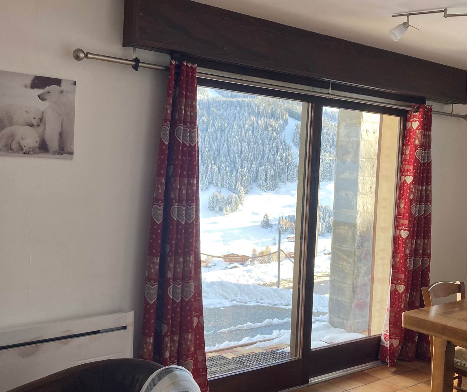 Vue sur les pistes du coin repas