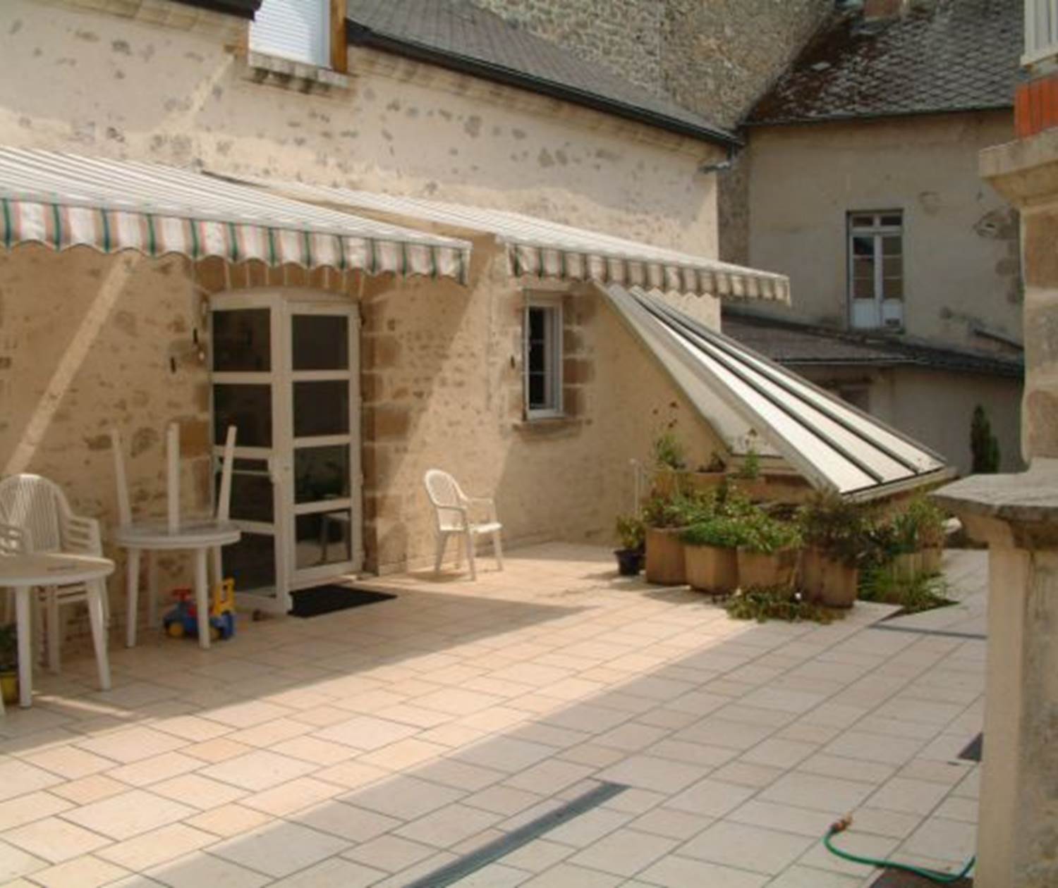 Hôtel Restaurant A La Porte Saint Jean - Terrasse