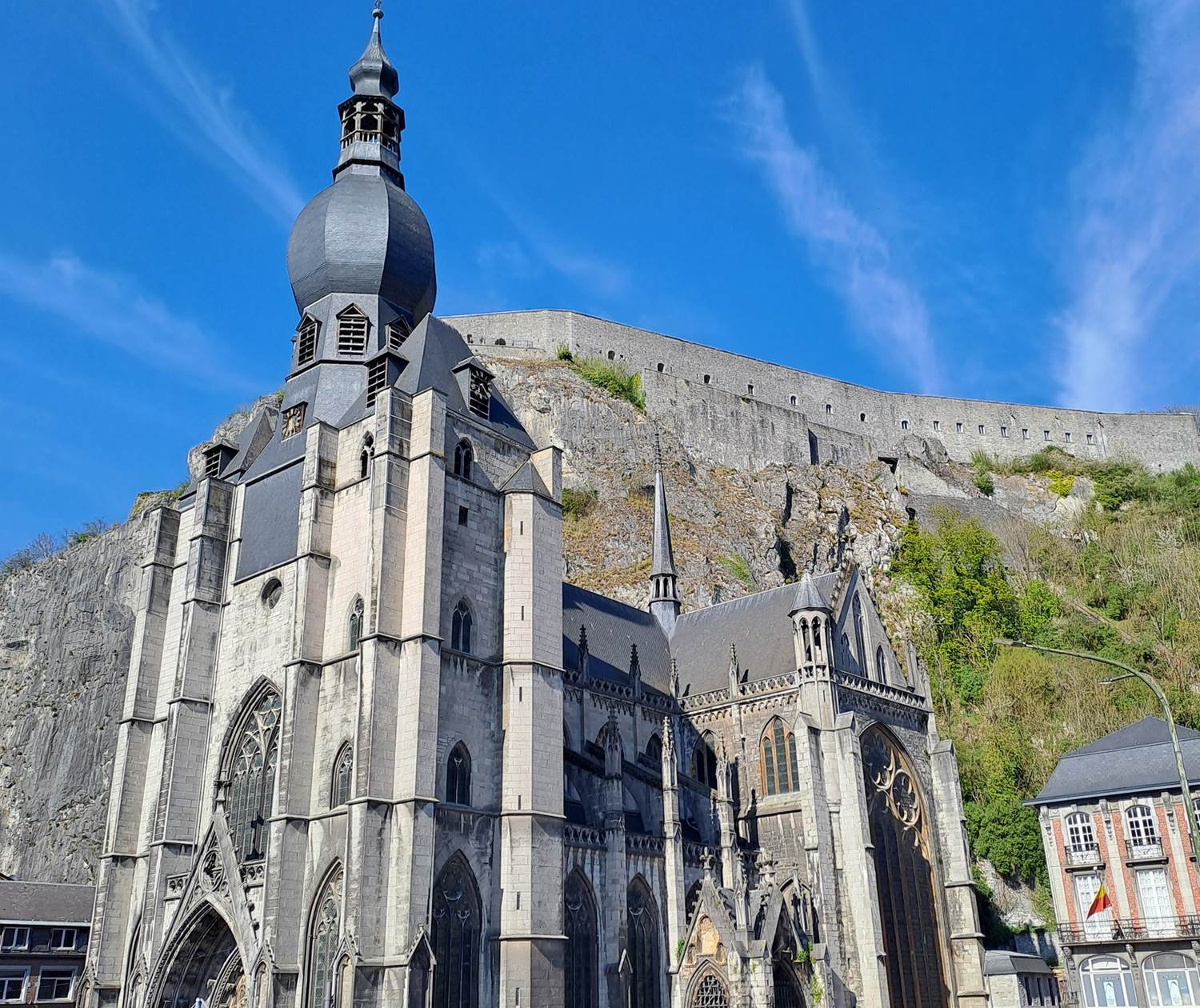 Collégiale et citadelle