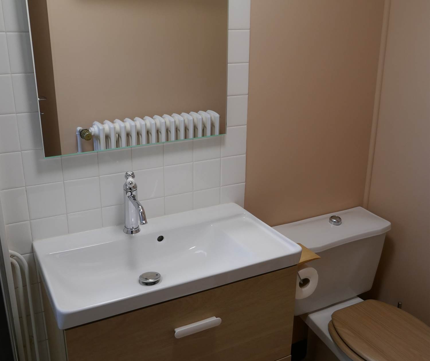 salle de bain chambre iris